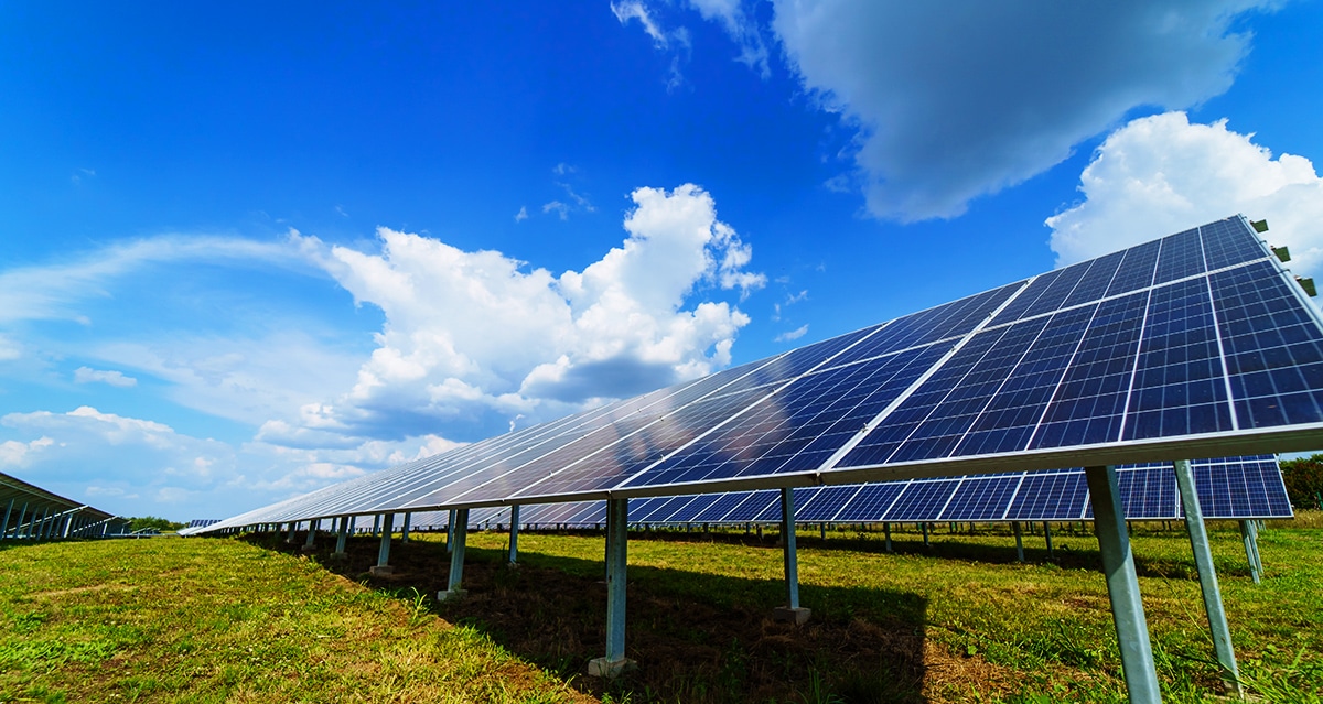 La Energía Solar: Una Fuente Renovable de Luz y Calor